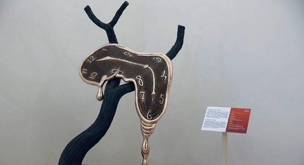 Siena: Prosegue con grande partecipazione la mostra su Dalì e il Surrealismo al Palazzo delle&nbsp;Papesse