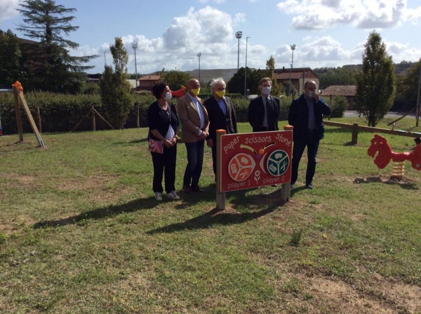 Siena: Il Comune inaugura la nuova area ludica a Taverne d’Drbia grazie ad una donazione&nbsp;dell’Avis