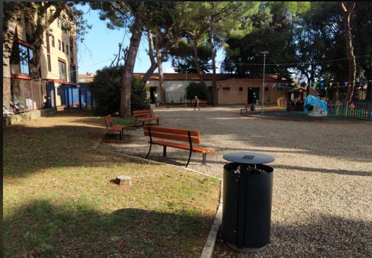 Siena: Installate nuove panchine e nuovi cestini nel parco di Piazza&nbsp;d’Armi