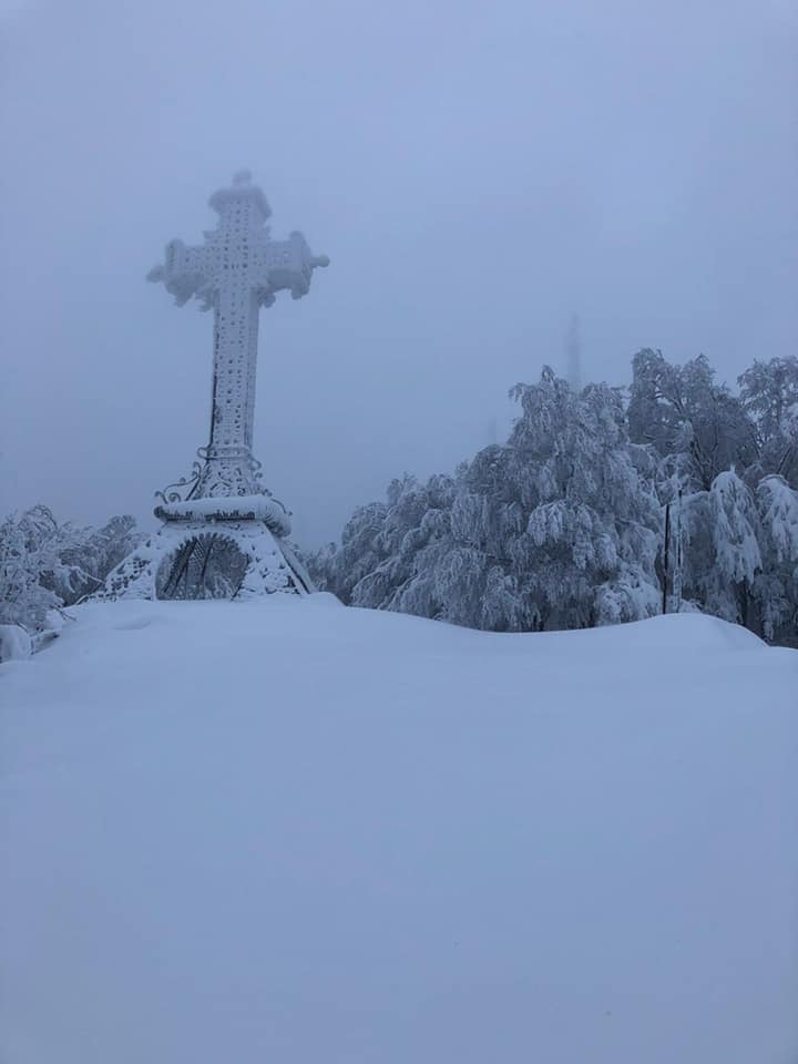 Provincia di Siena, Amiata: Lunghe file di auto, i carabinieri bloccano la&nbsp;strada