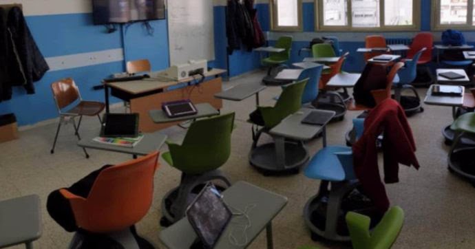 Italia, Banchi a rotelle, l’ultima balla di Renzi: “Spesi 461 milioni”. Falso: i dati ufficiali parlano di 119&nbsp;milioni