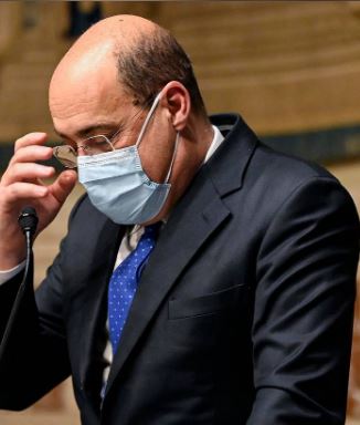 Italia, Zingaretti sulla graticola del Pd: “Noi messi nel sacco da un partito del&nbsp;2%”