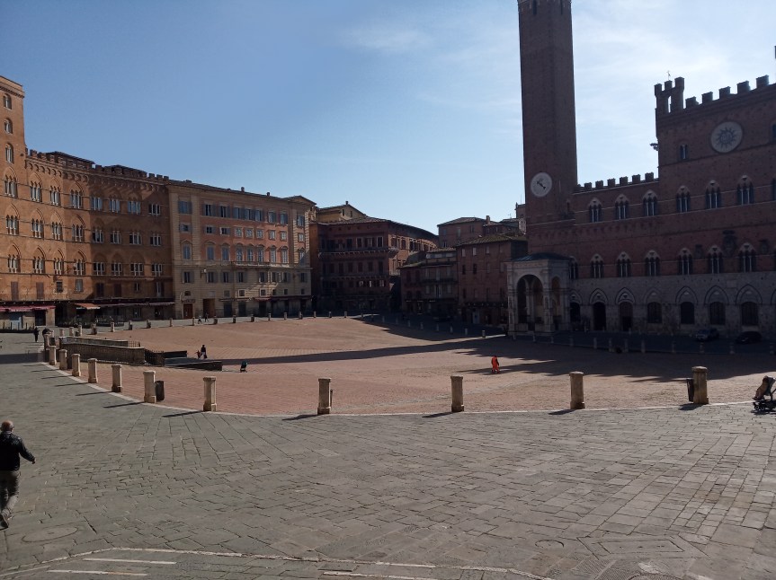 Siena: Oggi 29/03 Le immagini della nostra città in Zona&nbsp;Rossa
