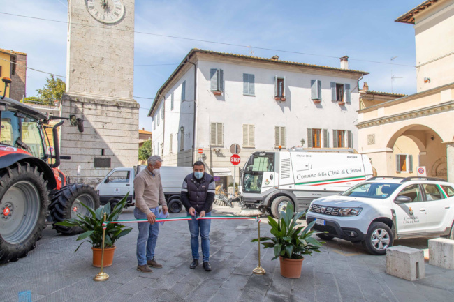 Provincia di Siena: Chiusi, inaugurati i nuovi automezzi per la manutenzione del&nbsp;Comune