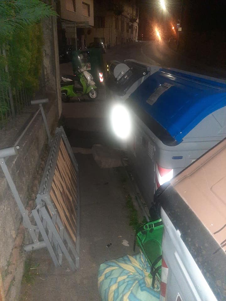 Siena: Ancora rifiuti “senza controllo” a due passi dal centro&nbsp;storico