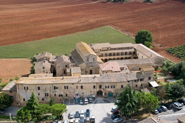 Provincia di Siena, Monteriggioni, arriva il metano su un altro tratto della Francigena ad Abbadia Isola: conclusi i lavori di&nbsp;Centria