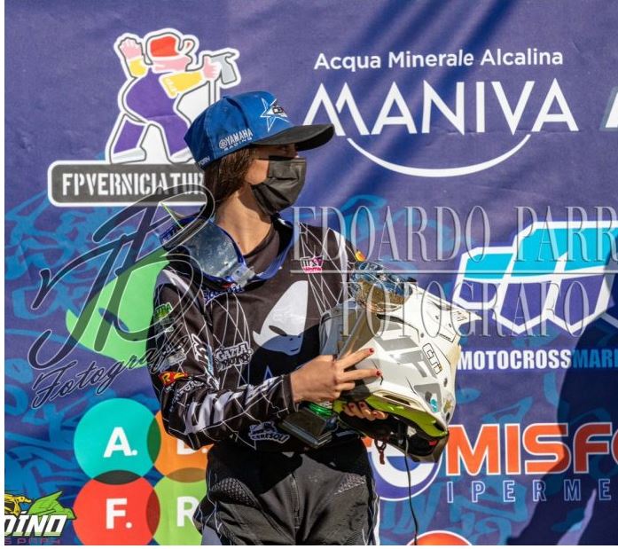 Siena: La giovane pilota senese Elisa Galvagno nel nuovo video di Gianni&nbsp;Morandi