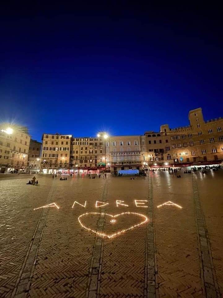 Siena: Ieri 20/05 in Piazza del Campo ricordo di Andrea&nbsp;Mari