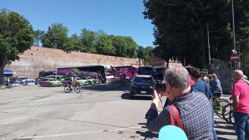 Siena: Oggi 20/05 la carovana rosa si&nbsp;muove