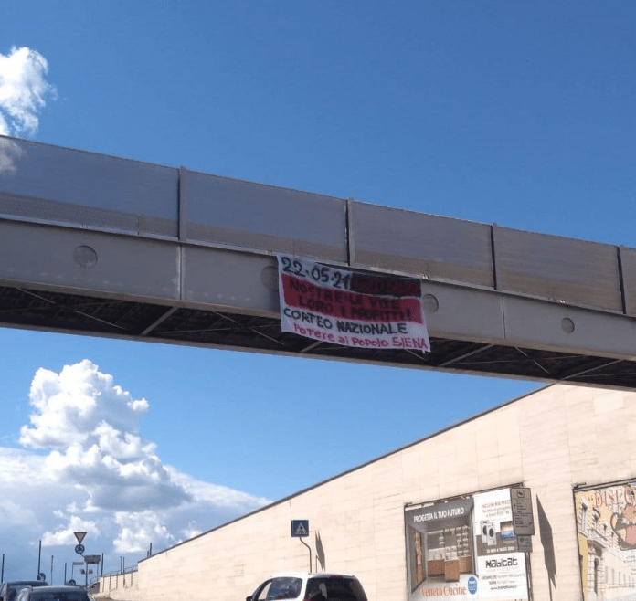 Siena: Potere al Popolo, esposto uno striscione sul ponte della rotatoria di&nbsp;Malizia