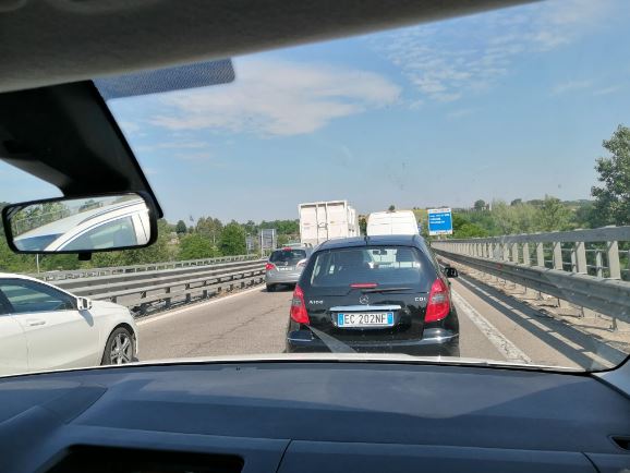 Siena: Traffico intenso intorno alla città, rimosso il cantiere allo svincolo Siena&nbsp;Est