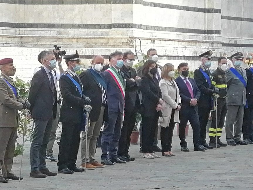 Siena, Festa della Repubblica, il grazie ai professionisti della sanità: “Qualità ed&nbsp;eccellenza”