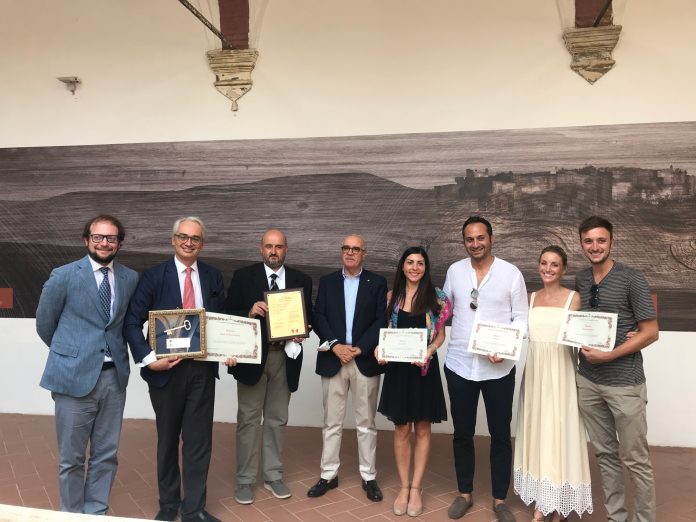 Provincia di Siena: Gemellaggio Montalcino-Napa, consegnate al Console Generale d’Italia a San Francisco Lorenzo Ortona le chiavi della&nbsp;città