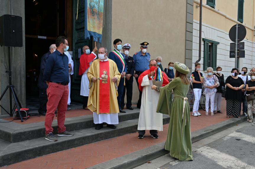 Palio di Bientina: ieri 18/06 si è svolta la tradizionale Consegna dell’Olio  per la lampada della Cappella di San Valentino