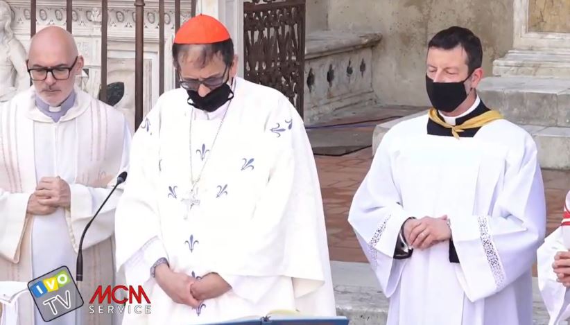 Palio di Siena: Oggi 16/08 si è svolta in Piazza del Campo la Messa del&nbsp;Fantino