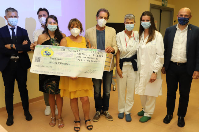 Siena, Assegnato alla dottoranda Miriana D’Alessandro il premio di ricerca per il trapianto di polmone da parte della onlus “Un soffio di speranza – Il sogno di Emanuela”, nel corso dell’evento “20 anni di Trapianto Polmonare a Siena: Uno sguardo verso il&nbsp;futuro