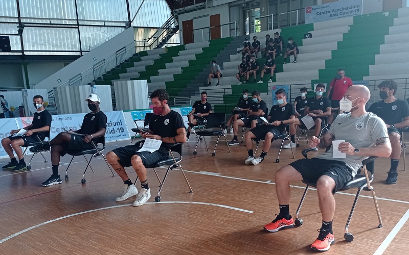 Siena: Al PalaGiannelli la vaccinazione di giocatori e staff tecnico del Siena&nbsp;calcio