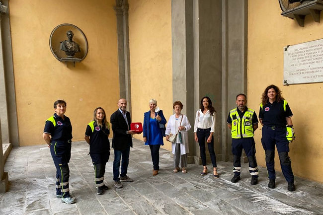 Siena: L’associazione Andrea Massari Onlus ha donato un defibrillatore al Gruppo Trekking&nbsp;Senese