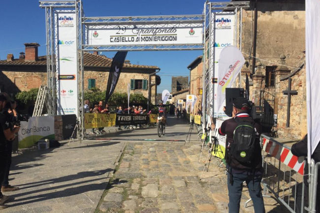 Provincia di Siena: A Monteriggioni Tony Longo si aggiudica la Granfondo del&nbsp;Castello