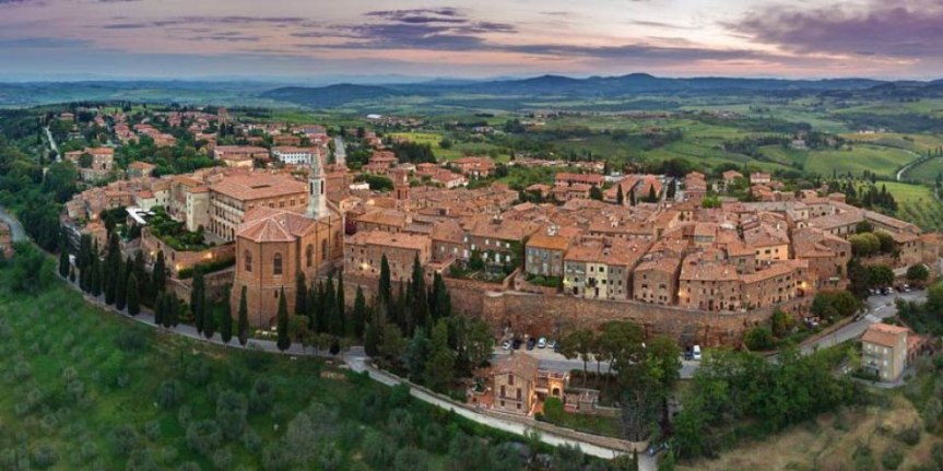 Provincia di Siena: Il “Chiostro” di Pienza venduto per 2,5 milioni. I gestori a rischio sfratto