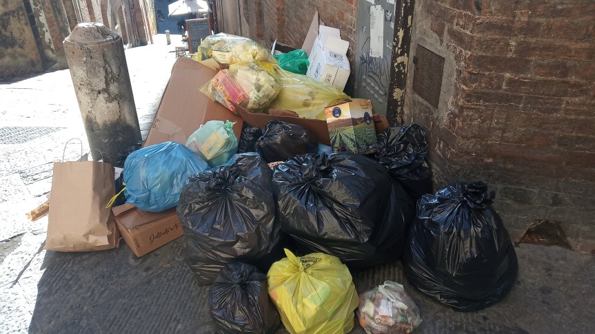 Siena: Rifiuti, dov’è il servizio di&nbsp;raccolta?