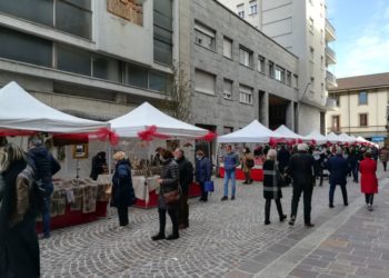 Palio di Legnano, Contrada San Magno: Il sole bacia il Vescovo Magno e il suo&nbsp;mercato