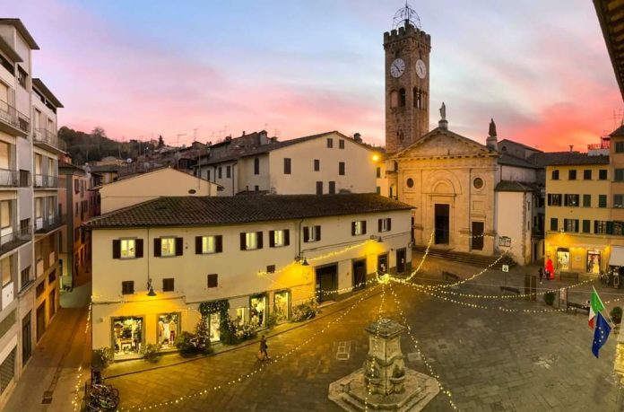 Provincia di Siena: Si accende il Natale a&nbsp;Poggibonsi