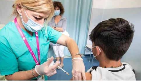 Italia: Covid, vaccini ai bambini in stallo. E salgono i&nbsp;ricoveri