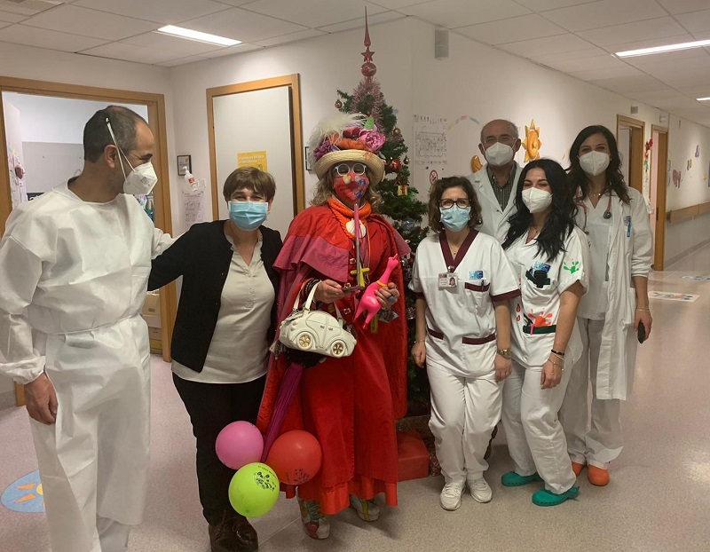 Provincia di Siena,  Regali, sorrisi e parole di conforto: Zia Caterina in visita all’ospedale di&nbsp;Nottola