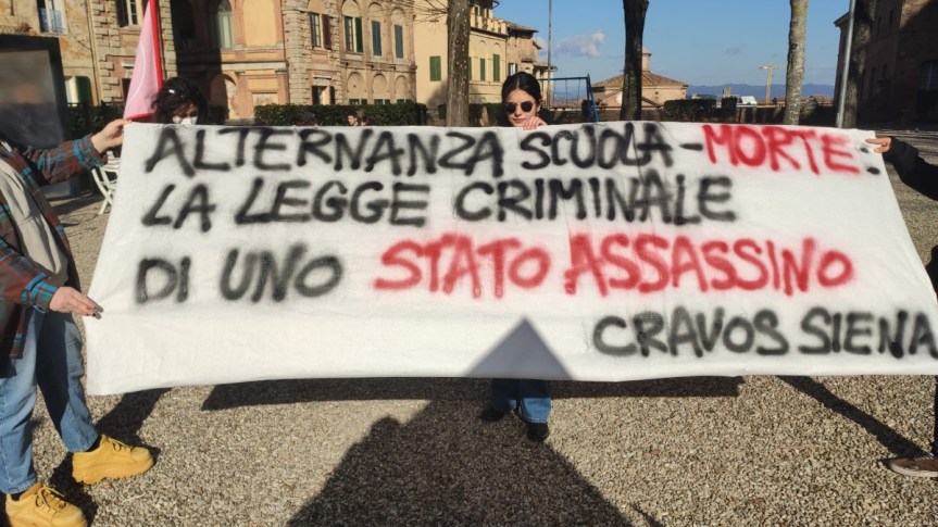 Siena, Alternanza scuola-lavoro, la protesta oggi 28/01: “Va&nbsp;abolita”