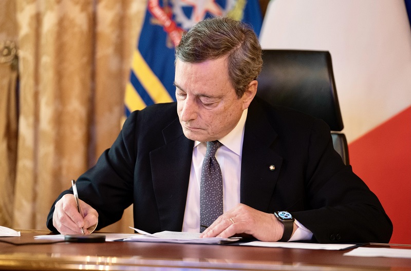Italia: Green pass ed accesso a servizi e attività, il Presidente Draghi firma il Dpcm del 21&nbsp;gennaio