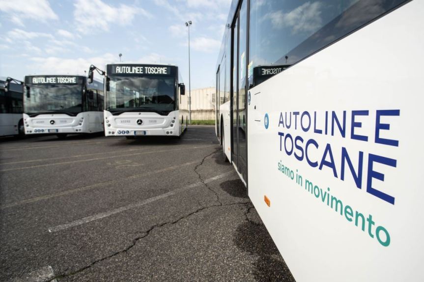 Toscana, I cral di AT per l’Ucraina: Un autobus carico di aiuti verso Przemysl