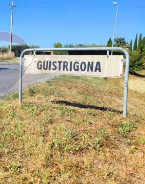 Provincia di Siena: Il cimitero di Guistrigona in totale&nbsp;abbandono
