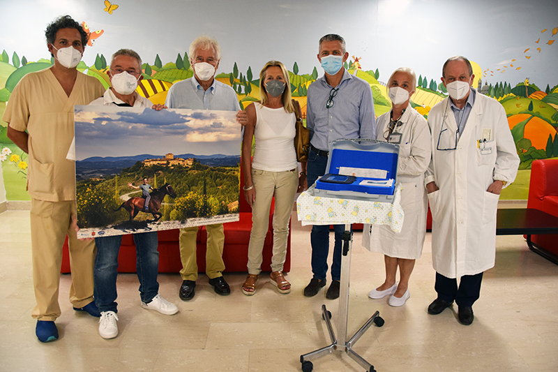 Siena, Un polisonnografo per la Terapia Intensiva Neonatale: Nuovo dono per l’Aou Senese in memoria di Andrea Mari detto&nbsp;“Brio”