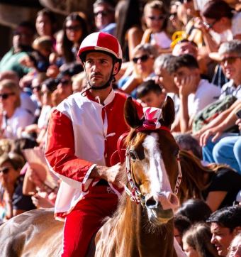 Palio di Siena, Putzu: “Sogno ancora il debutto. Lavoro per farmi trovare&nbsp;migliore”