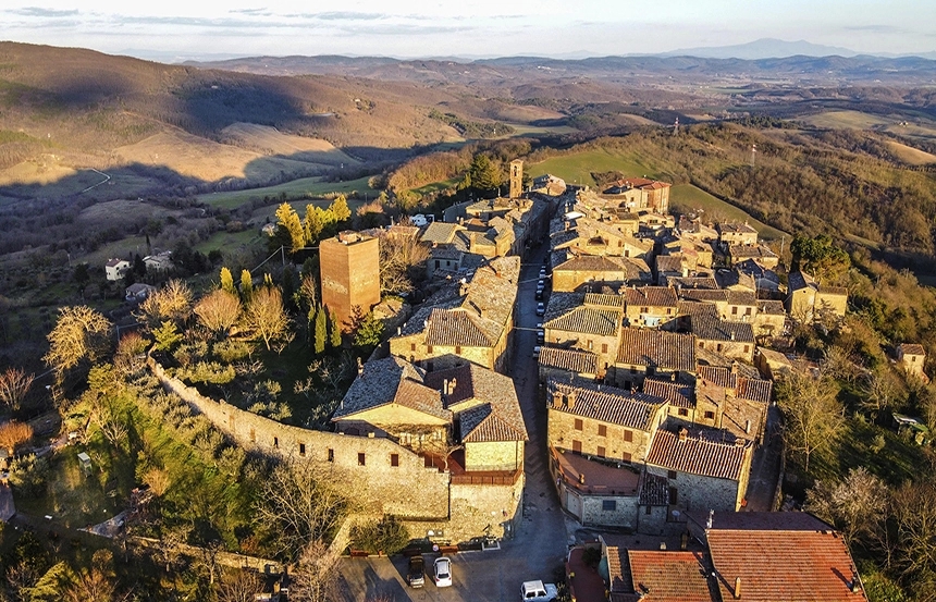Provincia di Siena: La fibra ultra veloce copre tutte le zone abitate di Radicondoli