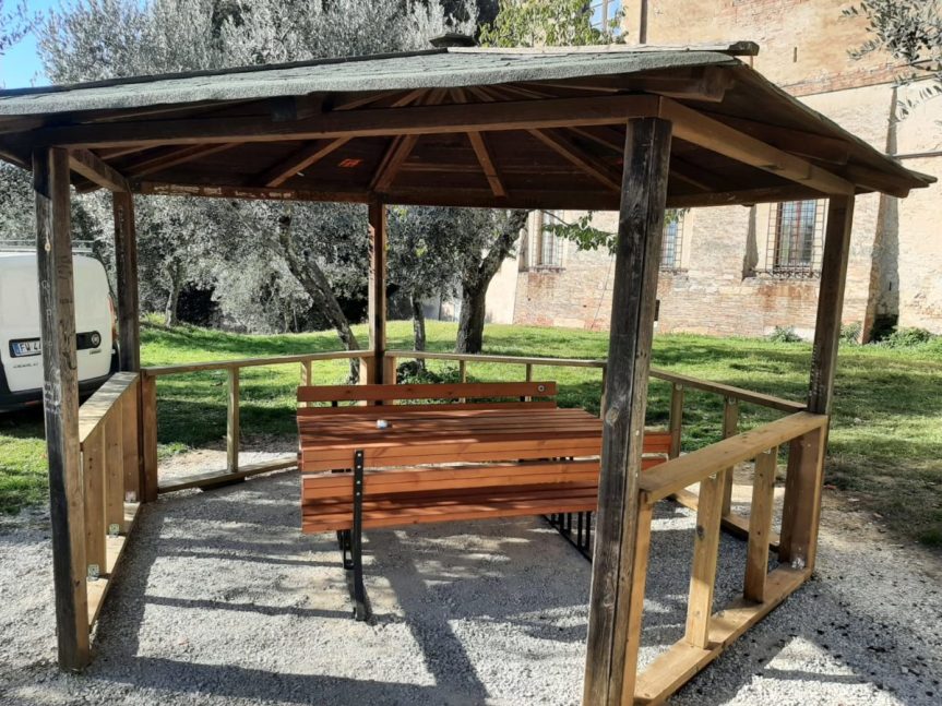 Siena: Recuperato il gazebo degli Orti dei Tolomei con materiale&nbsp;riciclato