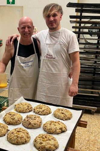 Sponsor: Il tempo del Pan co’santi e della tradizione che si rinnova, di padre in&nbsp;figlio