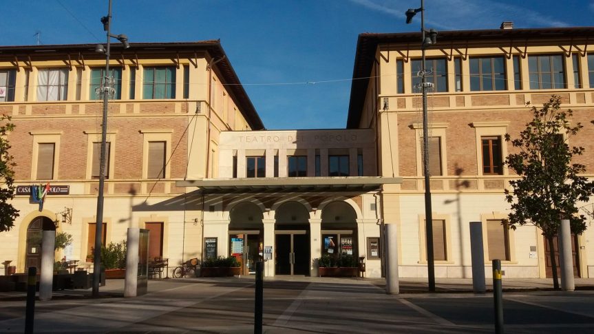 Provincia di Siena: Colle di Val d’Elsa, inaugurato il nuovo allestimento del foyer del Teatro del Popolo