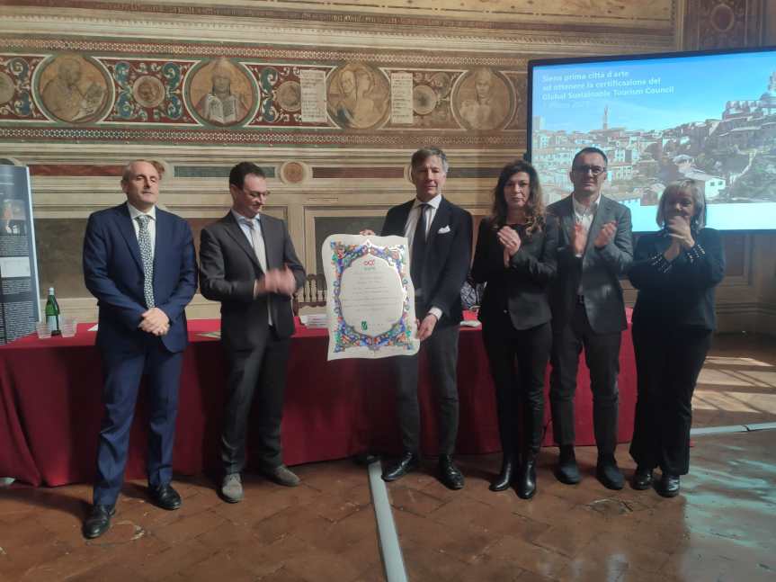 Siena, Alla città il riconoscimento internazionale per la sostenibilità nel turismo. Il sindaco De Mossi: “Storia e futuro si&nbsp;fondono”