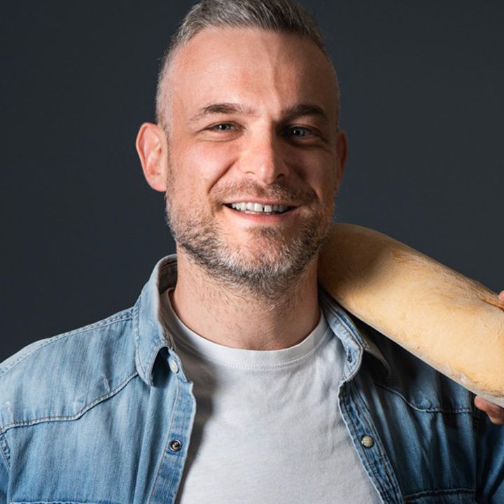 Provincia di Siena, Dal web alla tv con le bruschette, la storia di Alessandro Pieragnoli: “Così porto la mia San Gimignano su Gambero&nbsp;Rosso”