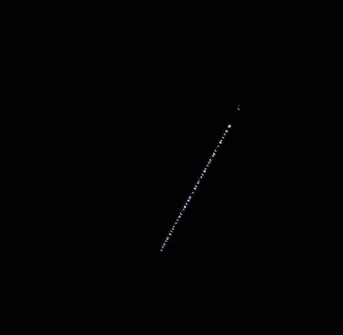 Provincia di Siena: Uno strano lungo oggetto avvistato nel cielo&nbsp;dell’Amiata