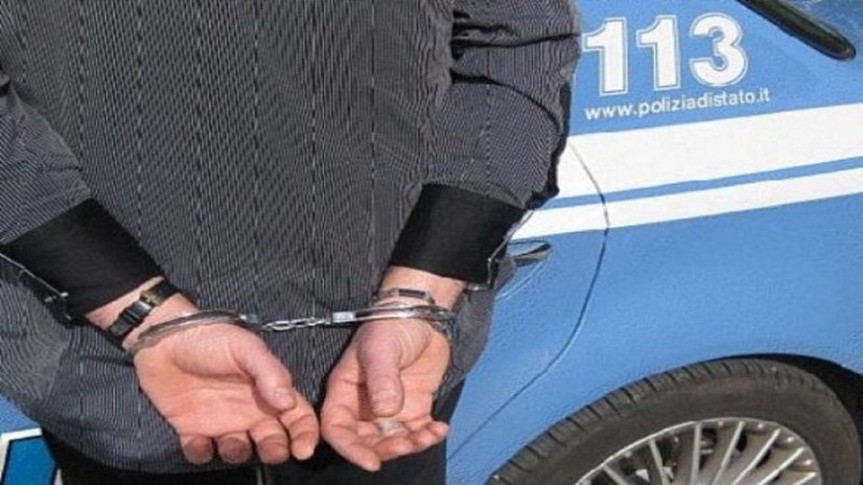 Siena, Controlli antidroga della Polizia: un arresto e una denuncia