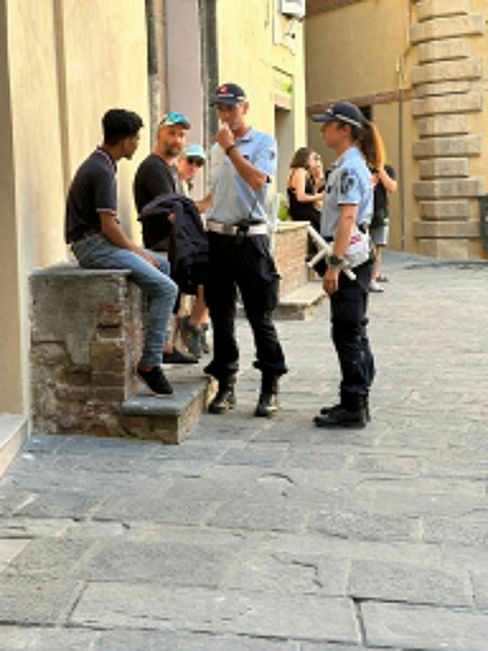 Siena, Lettera: Gazzetta accusata di razzismo