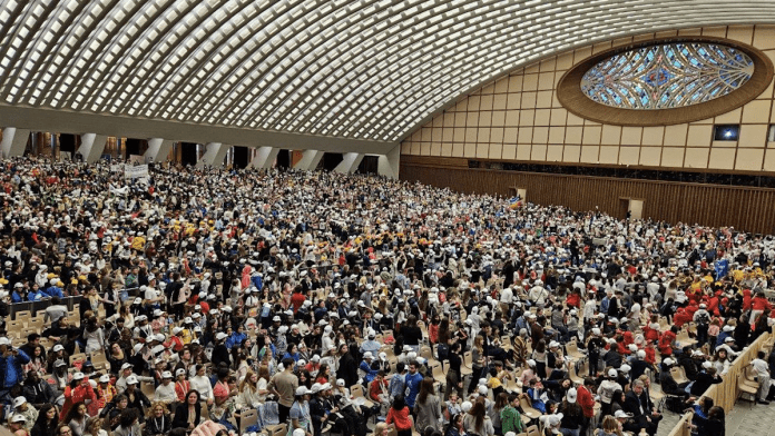 Siena: Bambini in visita al&nbsp;Papa