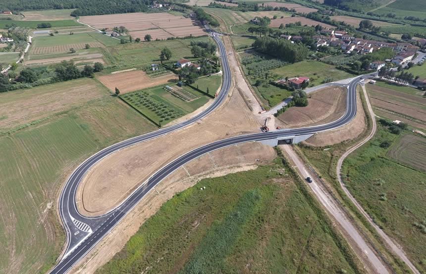 Provincia di Siena: Poggibonsi, intervento rimozione del camion cisterna sulla&nbsp;429bis