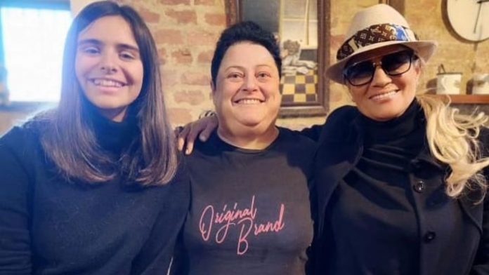 Provincia di Siena: Heather Parisi, pranzo a Monteroni d’Arbia con la&nbsp;famiglia