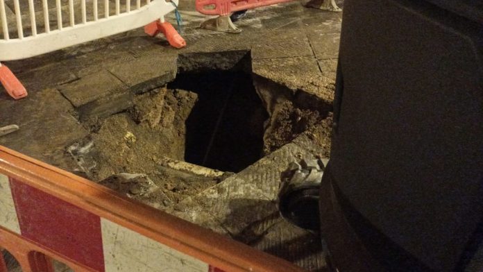 Siena, Il tubo è sempre rotto: via delle Sperandia chiusa di&nbsp;nuovo