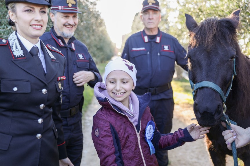 Provincia di Siena: La magia di un desiderio, Iris riceve un cavallo grazie a Make-A-Wish Italia e ai carabinieri&nbsp;biodiversità