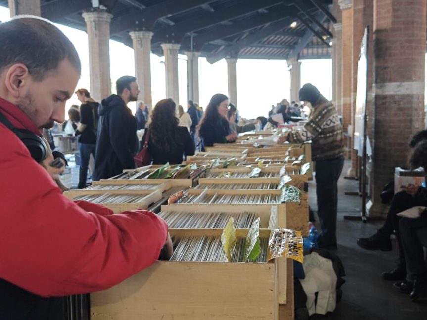 Siena: La Mostra del disco fa il&nbsp;pienone